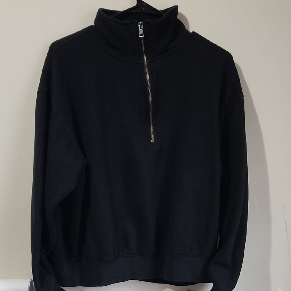 Universal Thread Womens Black Zip-Up Sweater